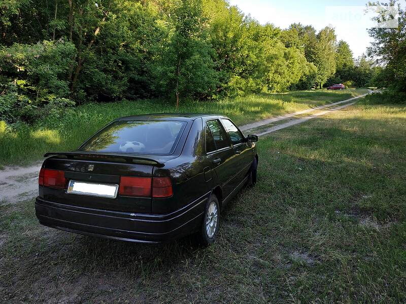 Хетчбек SEAT Toledo 1992 в Лебедині