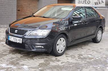 Хэтчбек SEAT Toledo 2013 в 