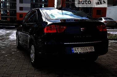 Хэтчбек SEAT Toledo 2013 в 