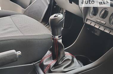 Хэтчбек SEAT Toledo 2013 в 