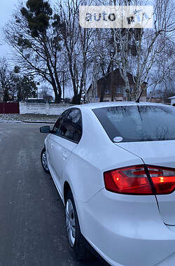 Хэтчбек SEAT Toledo 2013 в Остроге