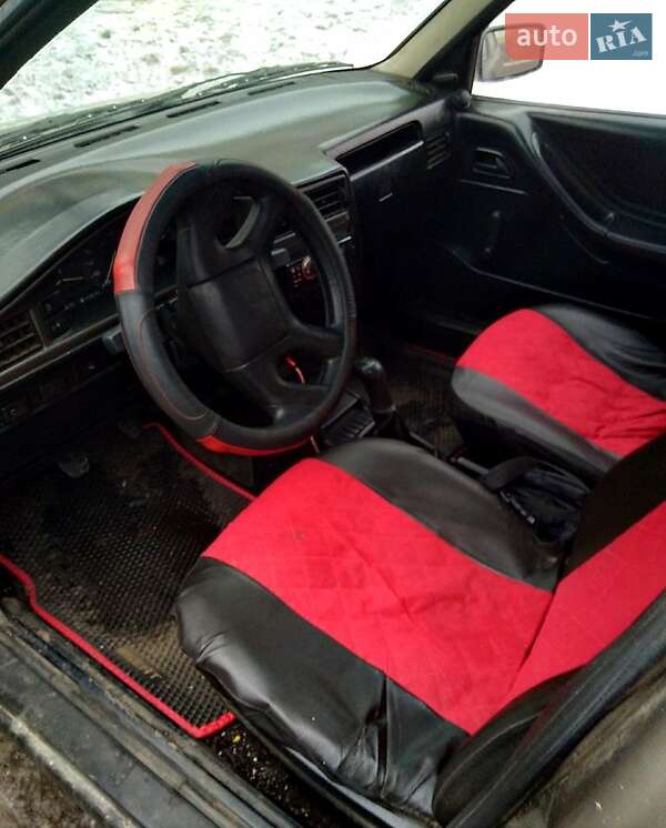Лифтбек SEAT Toledo 1993 в Кропивницком