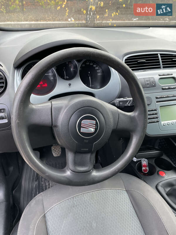 Хетчбек SEAT Toledo 2008 в Вінниці