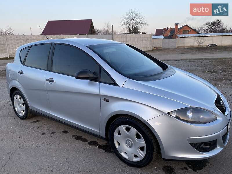 Хэтчбек SEAT Toledo 2008 в Харькове