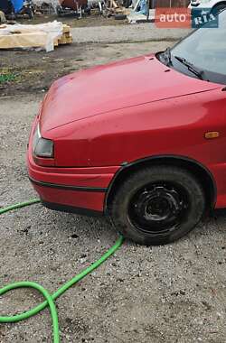 Седан SEAT Toledo 1994 в 