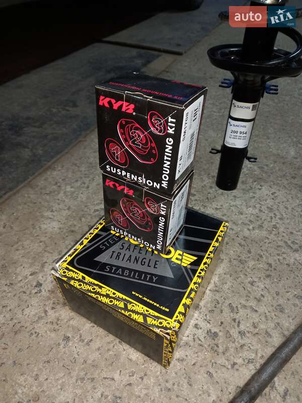 Седан SEAT Toledo 2004 в Мирополі