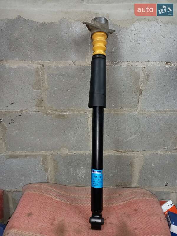 Седан SEAT Toledo 2004 в Мирополі