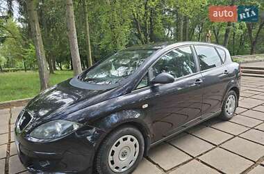 Хэтчбек SEAT Toledo 2008 в 