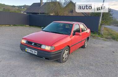 Седан SEAT Toledo 1993 в Снятине