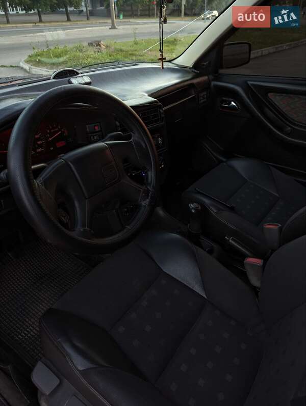 Седан SEAT Toledo 1993 в Харькове