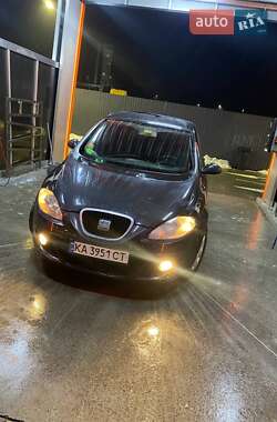Хетчбек SEAT Toledo 2008 в 