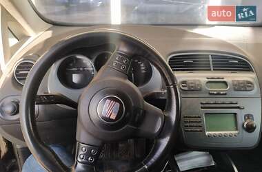 Хэтчбек SEAT Toledo 2006 в 