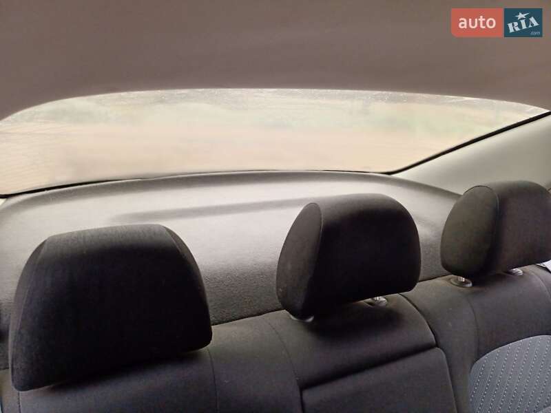 Седан SEAT Toledo 2002 в Кривом Роге фото 16 Седан SEAT Toledo 2002 в Кривом Роге