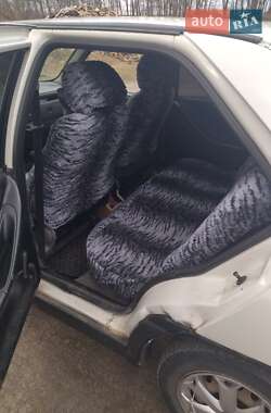 Седан SEAT Toledo 1993 в 