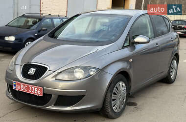 Хетчбек SEAT Toledo 2006 в Рівному