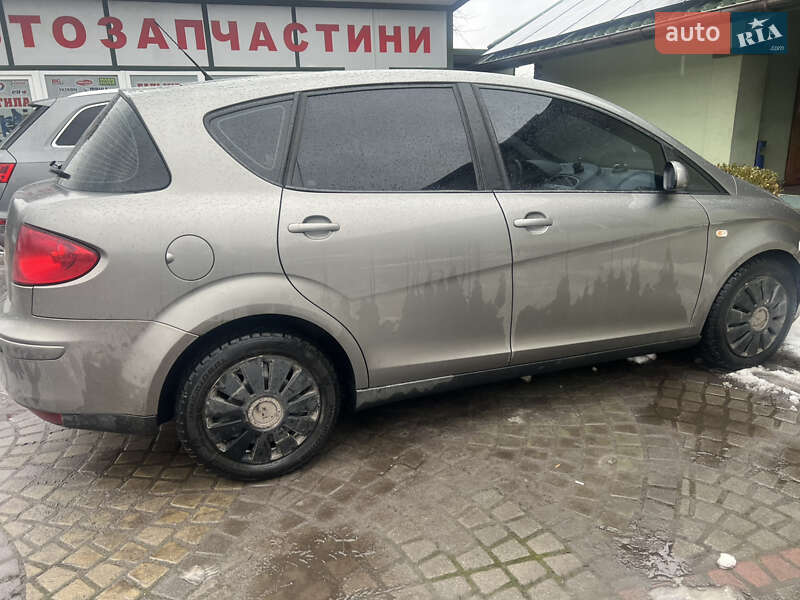 Хэтчбек SEAT Toledo 2005 в Шептицькому