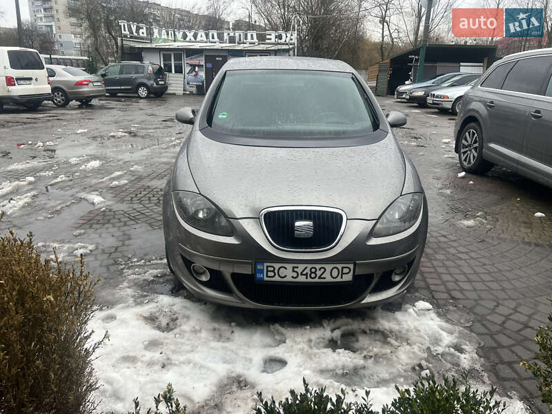 Хэтчбек SEAT Toledo 2005 в Шептицькому