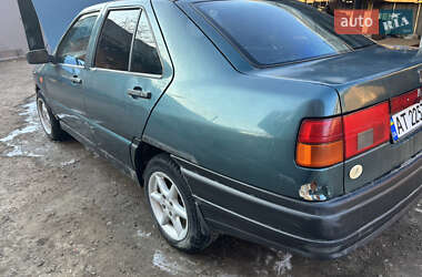 Хетчбек SEAT Toledo 1994 в Бурштині