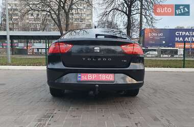 Ліфтбек SEAT Toledo 2013 в 