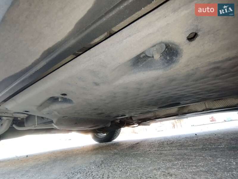 Хэтчбек SEAT Toledo 2008 в Каневе