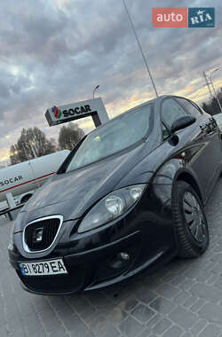 Хэтчбек SEAT Toledo 2006 в 