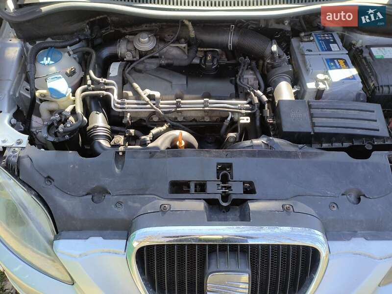 Хэтчбек SEAT Toledo 2006 в Буче