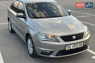 Лифтбек SEAT Toledo 2014 в 
