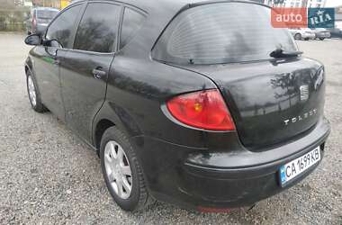 Хэтчбек SEAT Toledo 2006 в 