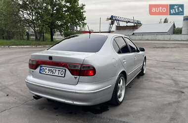 Седан SEAT Toledo 2001 в 