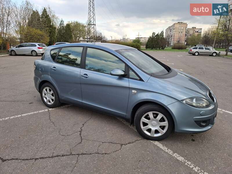 Хетчбек SEAT Toledo 2006 в Кривому Розі