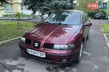 Седан SEAT Toledo 2004 в 