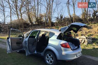 Хэтчбек SEAT Toledo 2005 в 