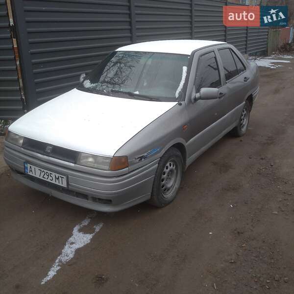 Седан SEAT Toledo 1992 в 