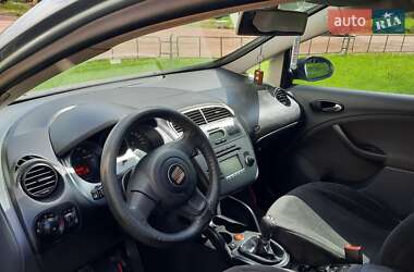 Хетчбек SEAT Toledo 2008 в 