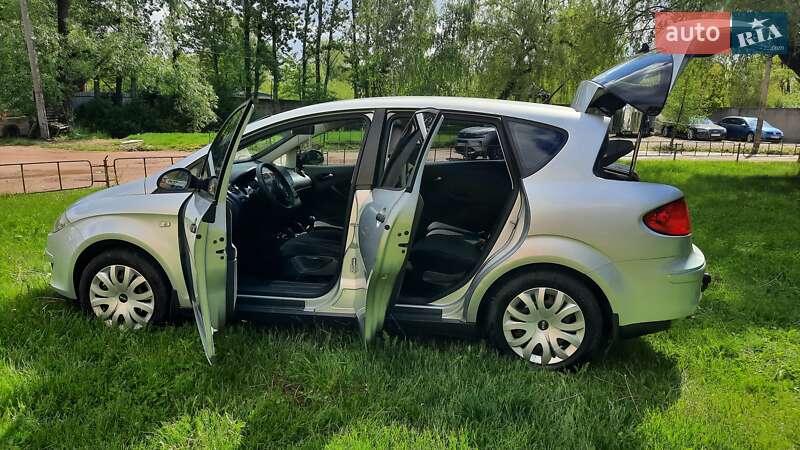 Хэтчбек SEAT Toledo 2008 в Калуше