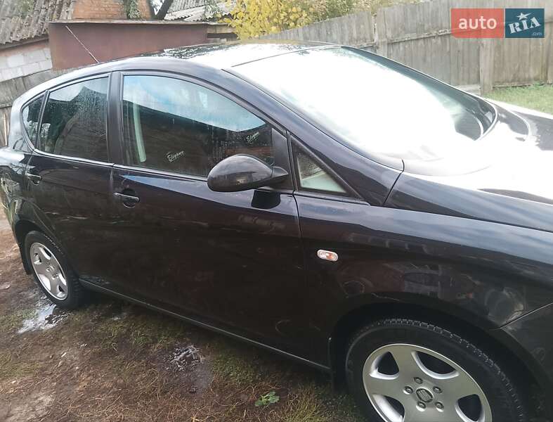 Хетчбек SEAT Toledo 2008 в Корюківці