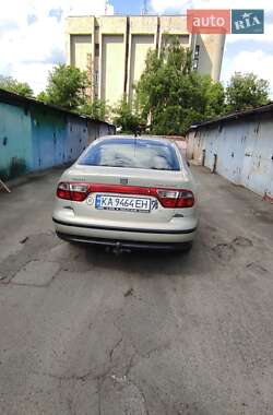 Седан SEAT Toledo 2003 в 