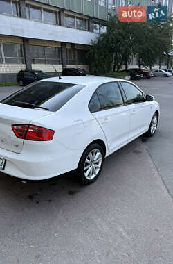 Лифтбек SEAT Toledo 2014 в 