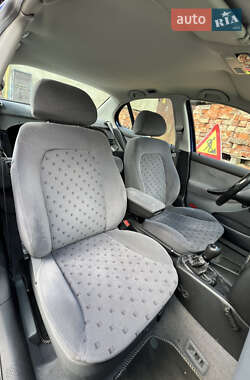 Седан SEAT Toledo 1999 в 