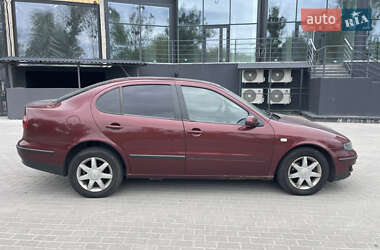 Седан SEAT Toledo 2004 в 