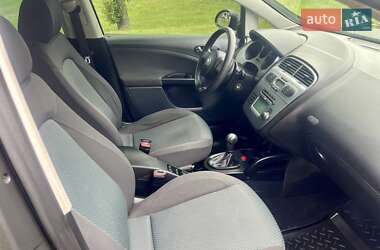 Хэтчбек SEAT Toledo 2008 в 