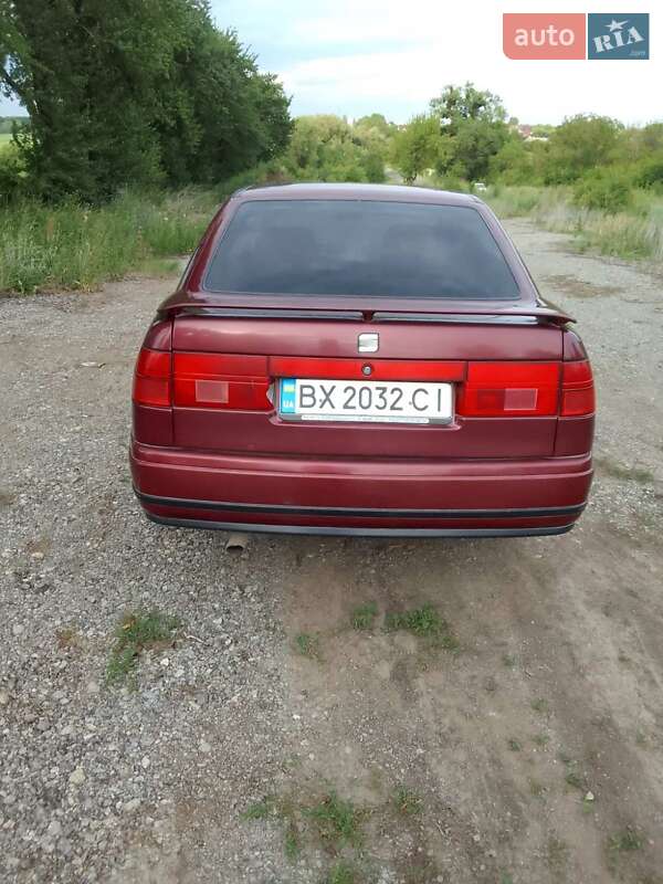 Седан SEAT Toledo 1992 в Каменец-Подольском