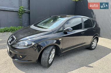 Хэтчбек SEAT Toledo 2005 в 