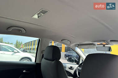 Хэтчбек SEAT Toledo 2005 в 