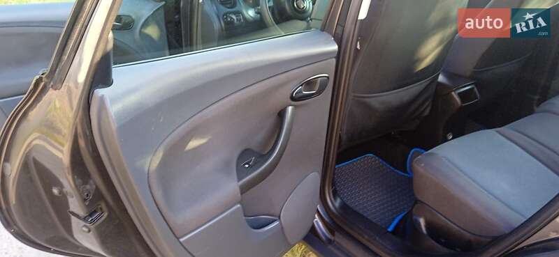 Хетчбек SEAT Toledo 2007 в Житомирі