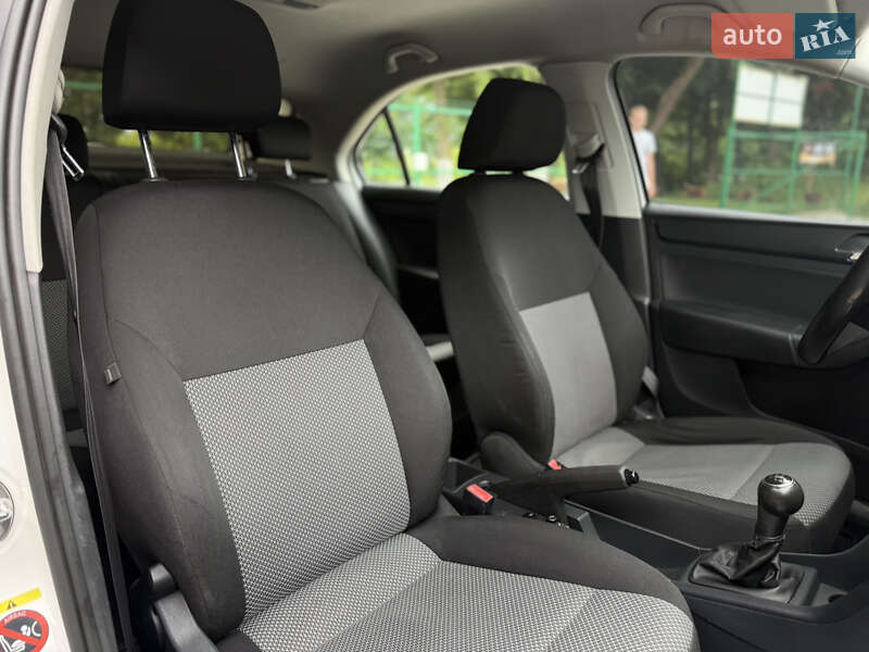 Ліфтбек SEAT Toledo 2013 в Івано-Франківську