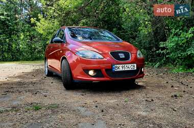 Хэтчбек SEAT Toledo 2008 в 