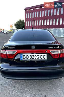 Седан SEAT Toledo 1999 в 