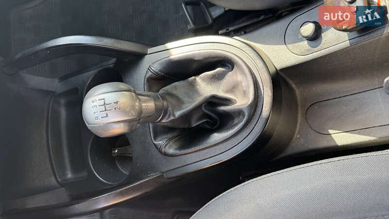 Хетчбек SEAT Toledo 2004 в Тернополі