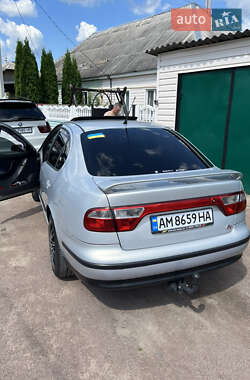 Седан SEAT Toledo 2000 в 